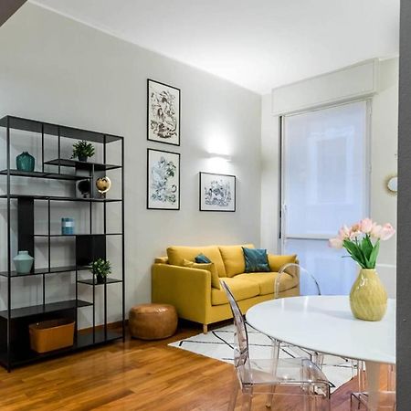 Altido Elegant 1 Bedroom Apt In Front Of The Sforzesco Castle Milan Bagian luar foto